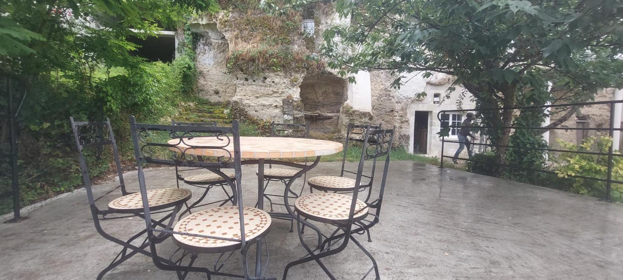 Troglo Entre Caves Et Chateaux Montlouis-sur-Loire Exterior foto